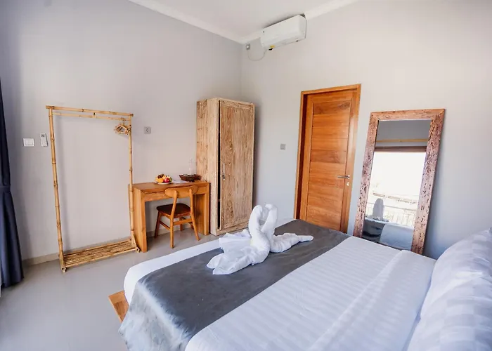 Kubu Gena 3* Canggu (Bali)