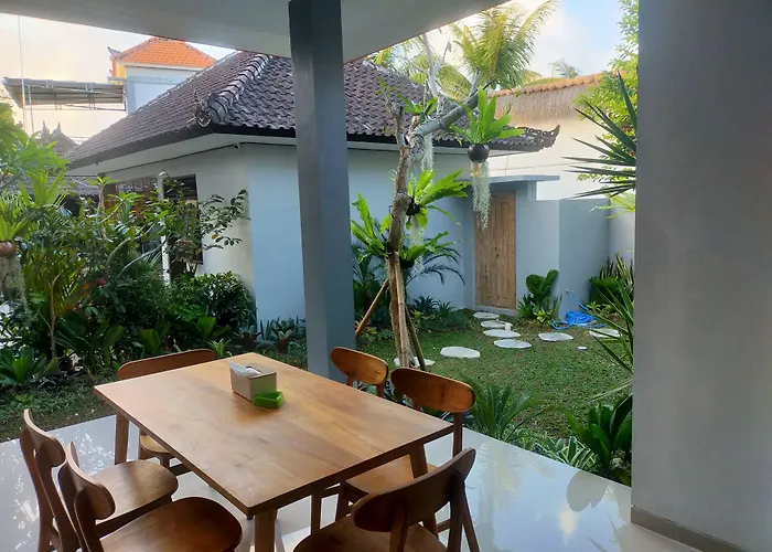 Guest house Kubu Gena 3*