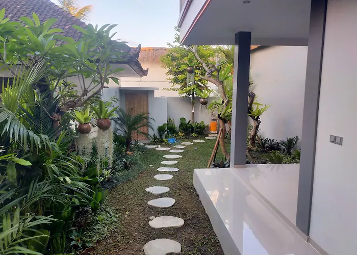 Kubu Gena Guest house 3*